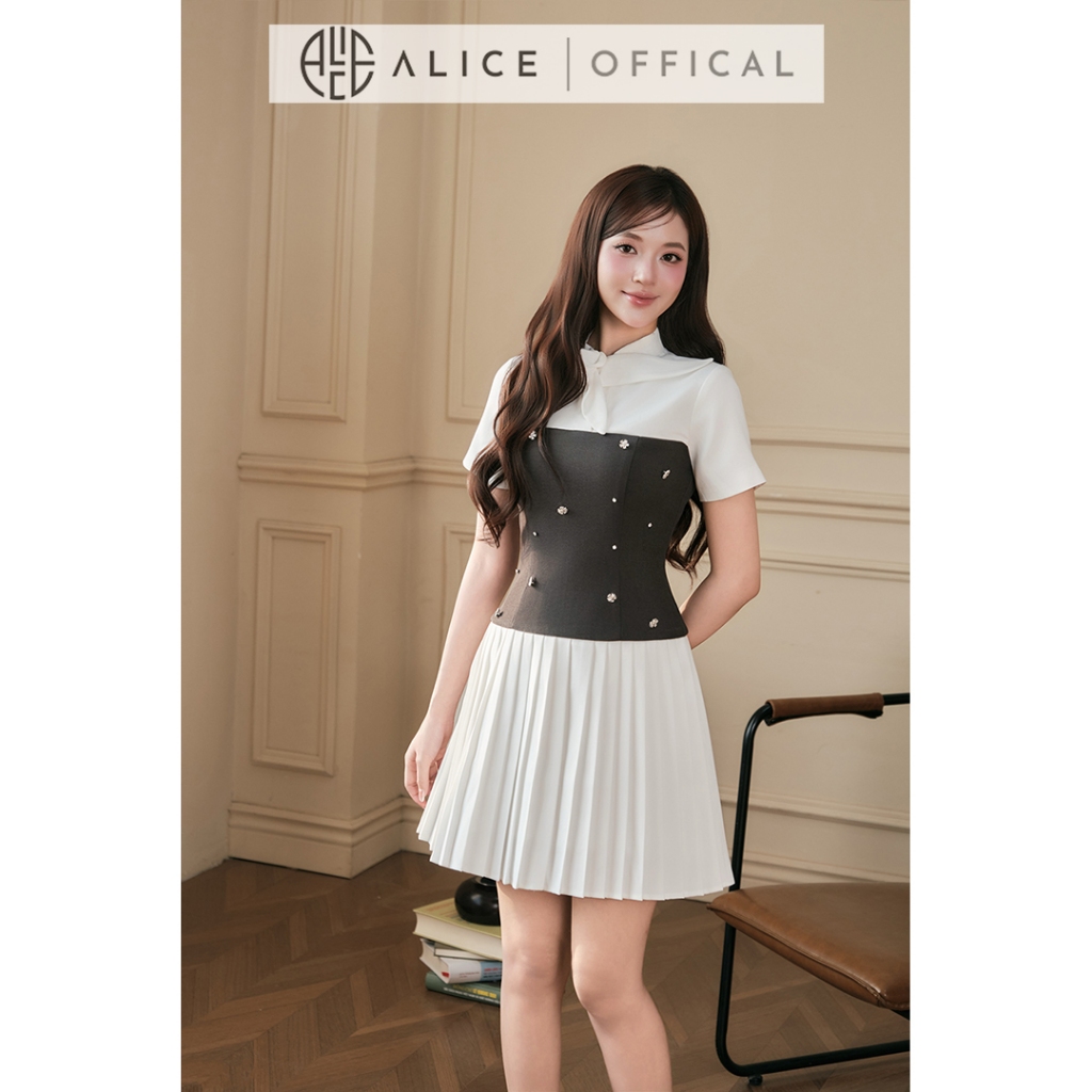 Váy Ngắn Tiểu Thư Thanh Lịch Alice Dáng Xòe Phối Màu, Đầm Xếp Li Cổ Đức Thắt Nơ Phối Corset Đính Đá T539