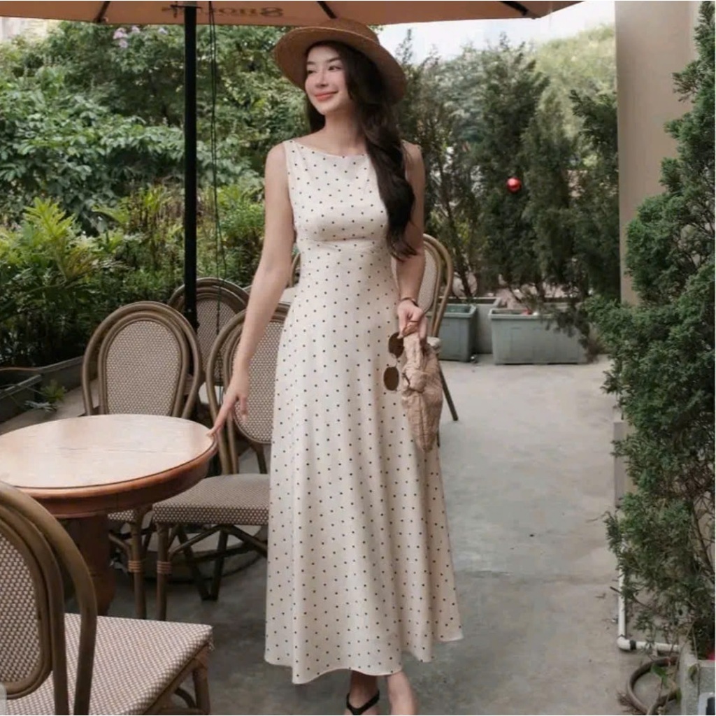 ĐẦM LỤA CHẤM BI SÁT NÁCH EO ÔM NHẸ TIỂU THƯ SANG CHẢNH HOT TREND 2026 BY CHAMIE STORE
