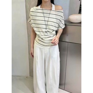 [ HÀNG QC] Set áo thun mỏng cổ dẹt trế vai kẻ sọc phối yếm Layer chiết eo nhẹ tôn dáng.