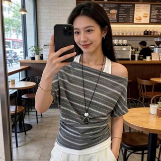 [ HÀNG QC] Set áo thun mỏng cổ dẹt trế vai kẻ sọc phối yếm Layer chiết eo nhẹ tôn dáng.