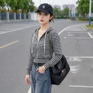 Áo khoác THUN nữ MOLADY có nón khóa kéo mượt mà phối sọc cá tính K636