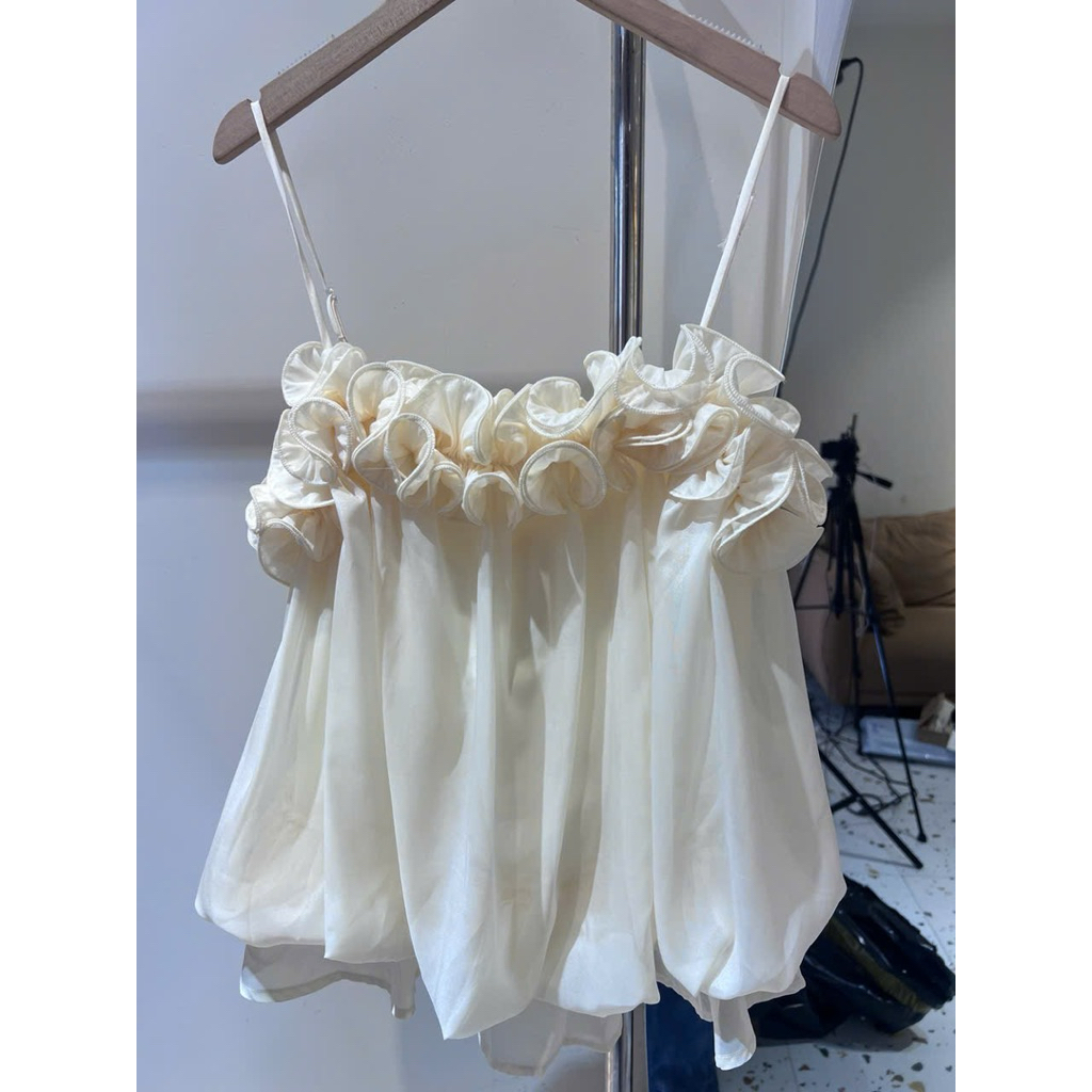 Áo 2 Dây Viền Hoa Trước Ngực Hai Màu, Trắng Be , Cam Sữa - Hàng Thiết Kế - TY CLOTHING