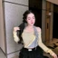 Áo Thun Tăm Cổ Yếm Kèm Áo Thun Giấy Dài Tay Phối Hoa Cột Rời Phong Cách Trendy Hàn Quốc