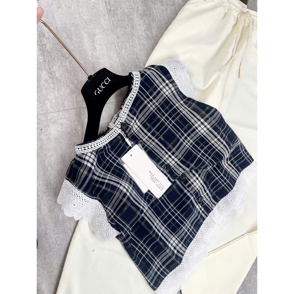 Set Bộ Áo Kẻ Sọc Phối Viền Ren Kèm Quần Đũi Ống Suông Rộng Phong Cách Vintage Mori Girl Hàn Quốc