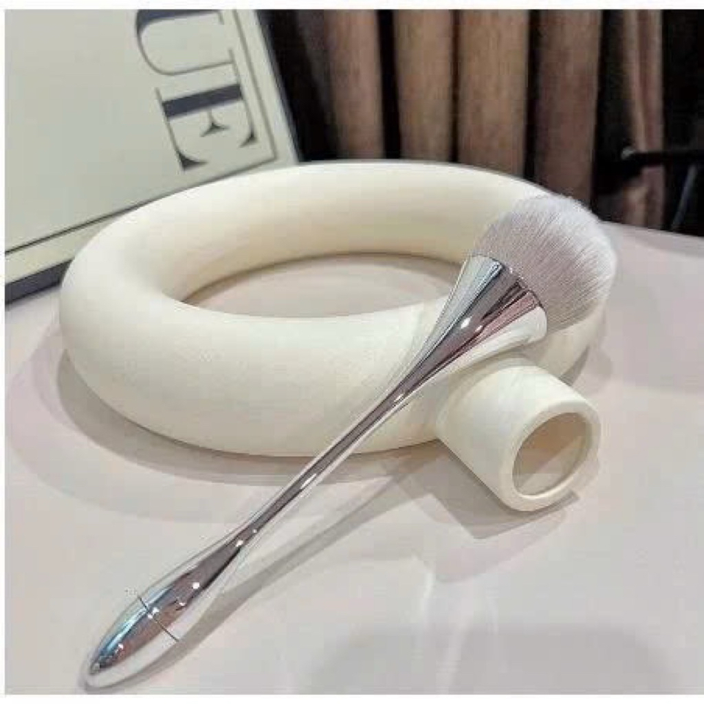 chổi phủi bụi nail cán bạc- đồ chuyên dụng nail