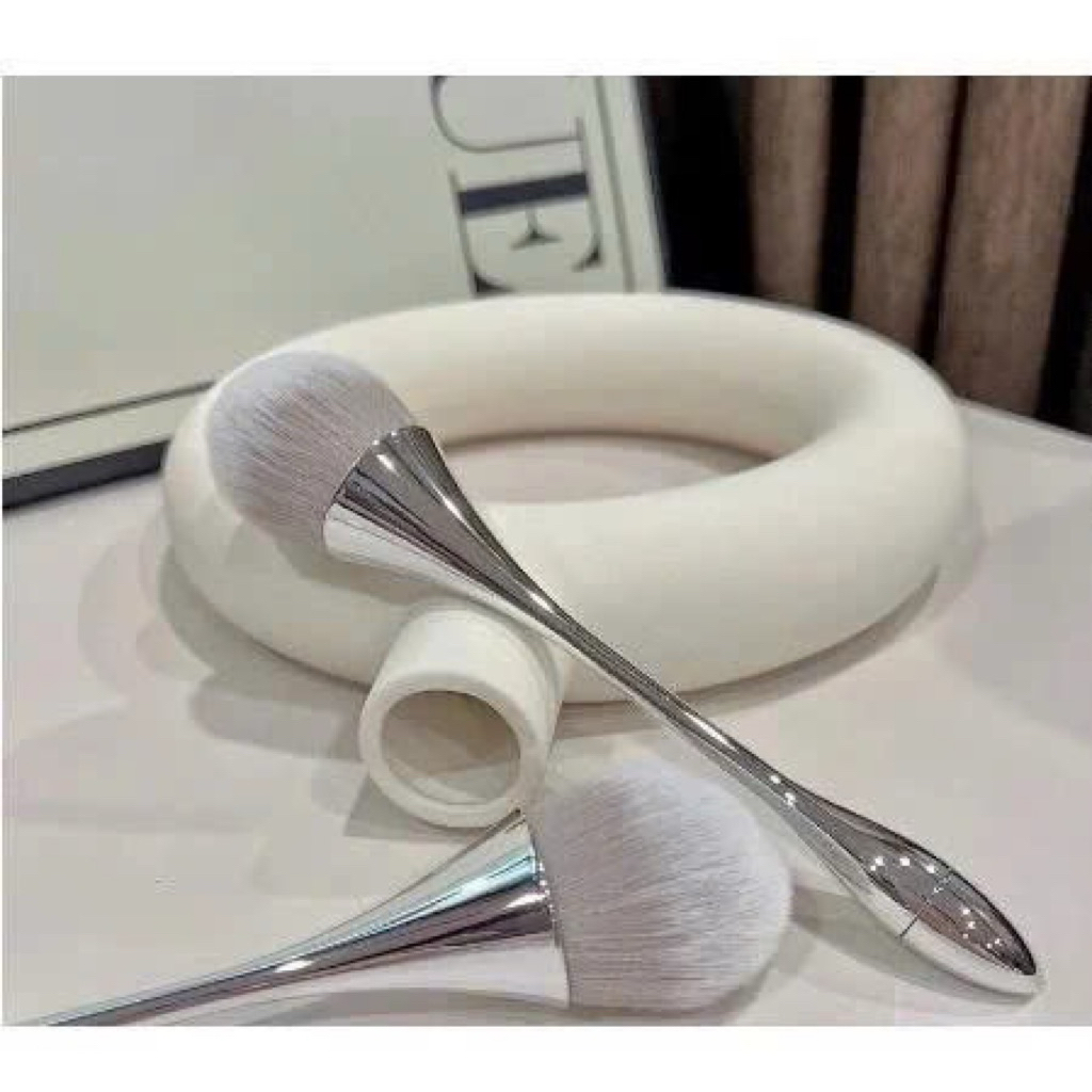 chổi phủi bụi nail cán bạc- đồ chuyên dụng nail
