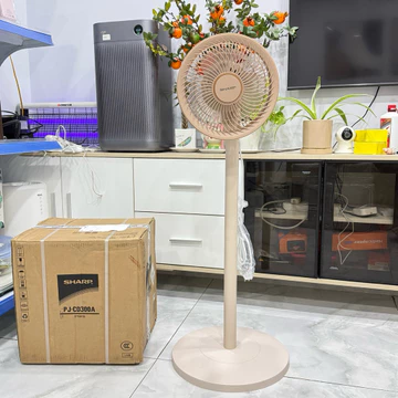 QUẠT CÂY TUẦN HOÀN SHARP PJ-CD300A 40W– THIẾT KẾ 2IN1 THÔNG MINH, GIÓ MẠNH ÊM ÁI, KÈM REMOTE, LỒNG QUẠT 25CM