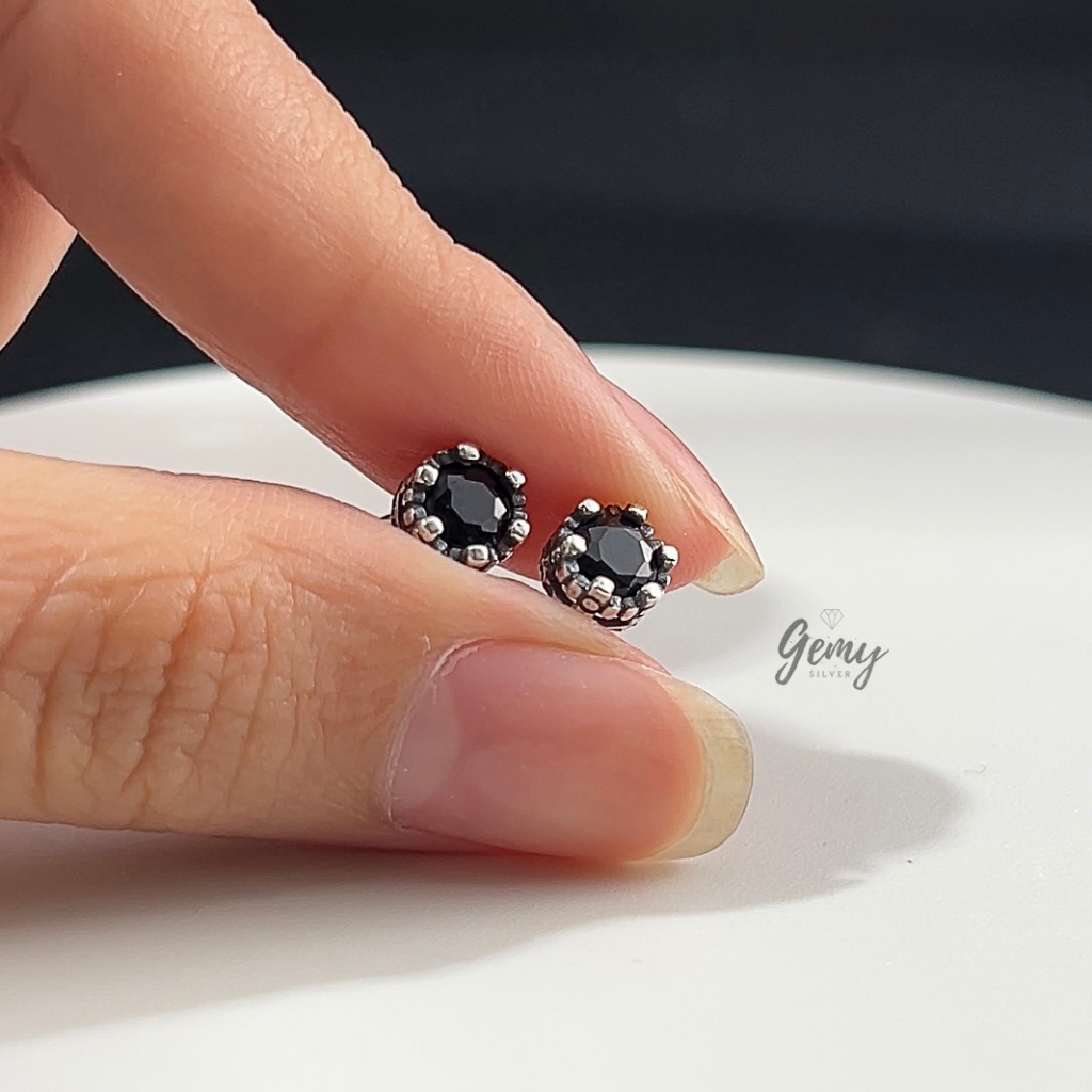 Khuyên tai nam bạc 925 Harry mặt nụ đính đá 2 phân loại màu trắng và màu đen  (1 chiếc) | GEMY SILVER KN97