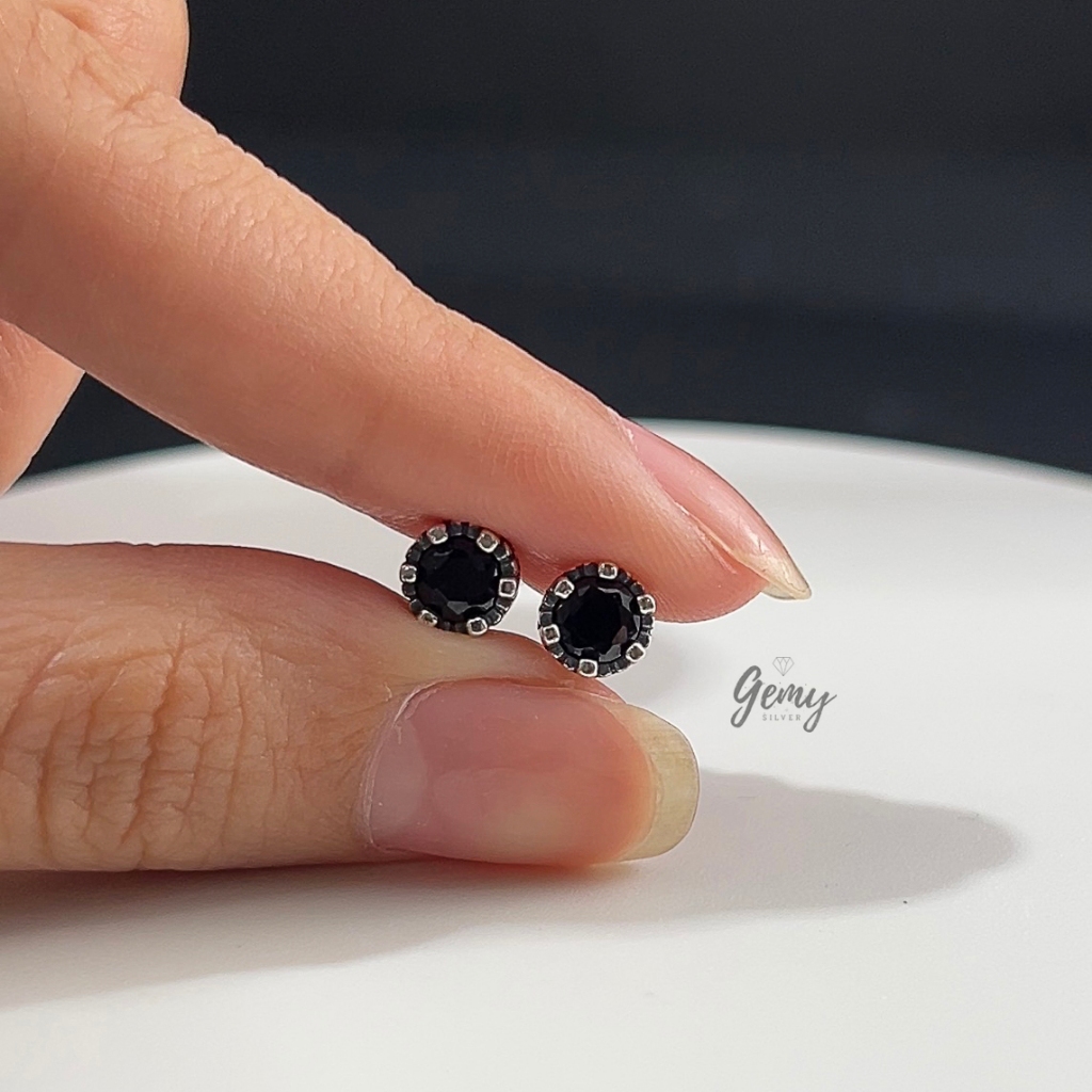 Khuyên tai nam bạc 925 Harry mặt nụ đính đá 2 phân loại màu trắng và màu đen  (1 chiếc) | GEMY SILVER KN97