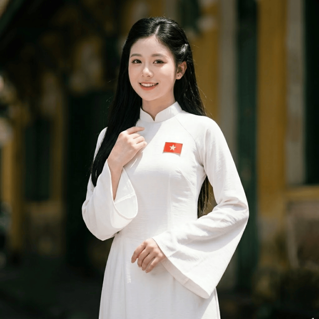 Áo Dài Truyền Thống Dáng Suông LICHEE Vải Lụa Gấm Vân Dáng Truyền Thống Tay Loe Dài Đính Kèm Lá Cờ Việt Nam