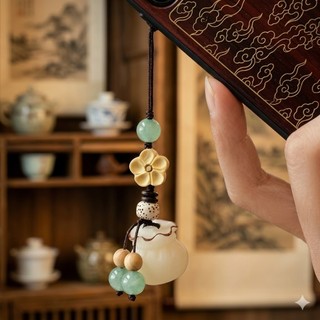 Phụ Kiện Cầm Tay Túi Phúc Bồ Đề Trắng Móc Khóa Nhựa Cao Cấp Treo Máy Ảnh Ốp Lưng Điện Thoại Kích Thước 9.5
