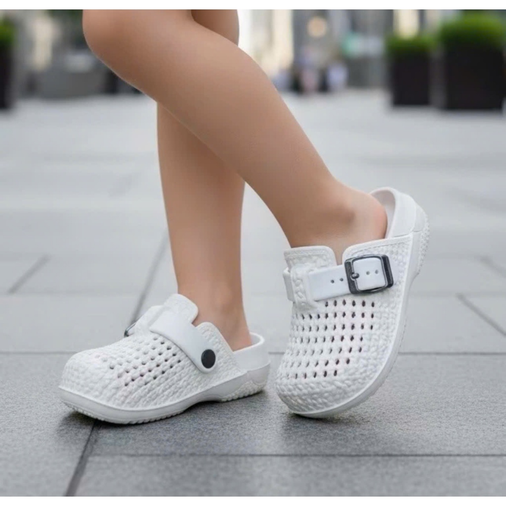 Dép sục lưới Đi Biển Thoáng Khí Cho Bé Trai Bé Gái Êm Nhẹ Chống Trượt Quai Gài