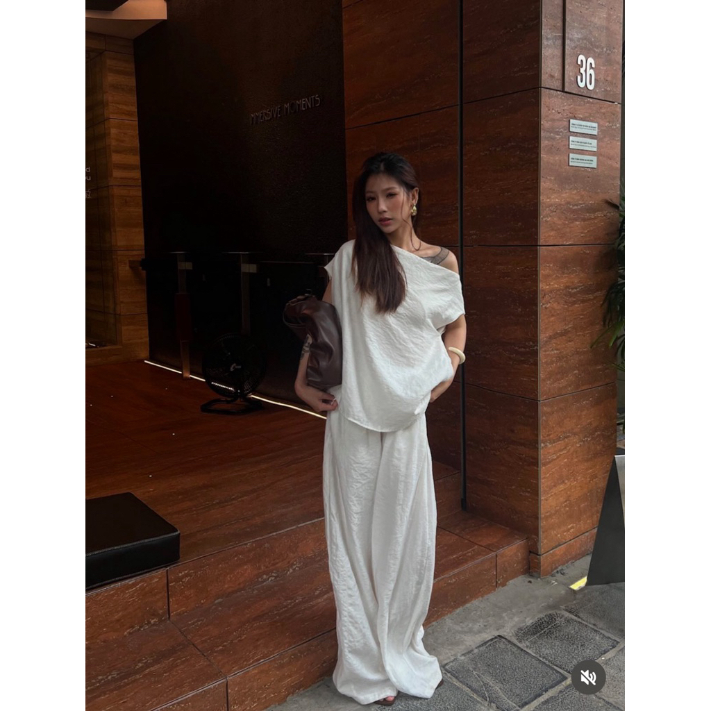Set Linen nữ Áo lệch vai Linen mix quần Linen ống rộng dáng suôn đơn giản tinh tế | Insync