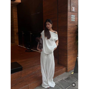 Set Linen nữ Áo lệch vai Linen mix quần Linen ống rộng dáng suôn đơn giản tinh tế | Insync