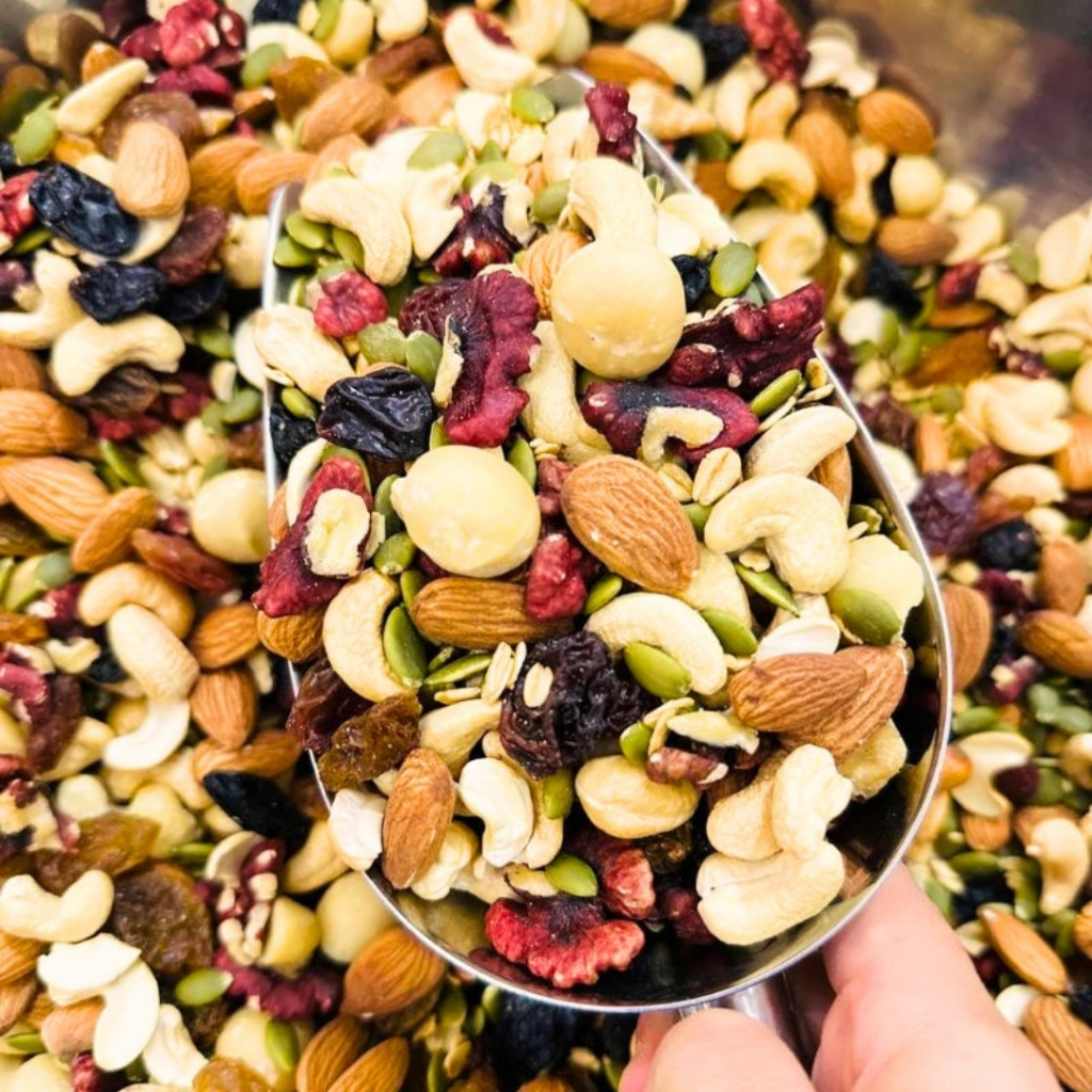 🥣 NGŨ CỐC GRANOLA SIÊU HẠT AMAISHOP – NGUYÊN VỊ TỰ NHIÊN - ĂN NGON KHÔNG LO BÉO, THỰC PHẨM HEALTHY