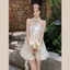 Váy Babydoll Tiểu Thư Cổ Yếm Hở Lưng Viền Bèo Họa Tiết Hoa Mùa Hè (Kèm Vòng Cổ) [Amélie Dress]