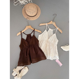 •𝙆𝙞𝙣𝙜𝙨𝙝𝙤𝙥𝙗𝙚𝙖𝙪𝙩𝙮•Áo Thô Peplum Hai Dây Cổ Bèo QC