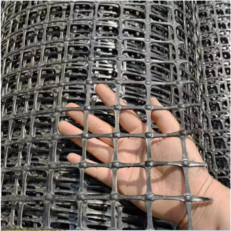ô 3x4 cm ) lưới nhựa dẻo cao 1M đến 2M mét dài 25 mét lưới rào vườn - lưới quây chuồng-làm sàn