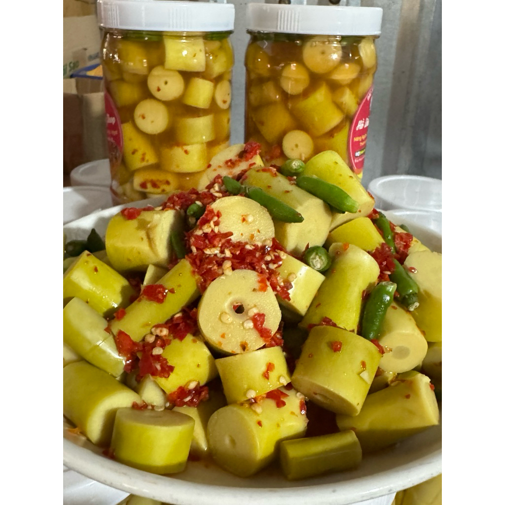 2 hộp măng lóng - muối chua cay ngọt - đường + muối + ớt ( 1kg8 - 2kg )