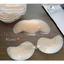 Miếng dán ngực móc cài silicon
