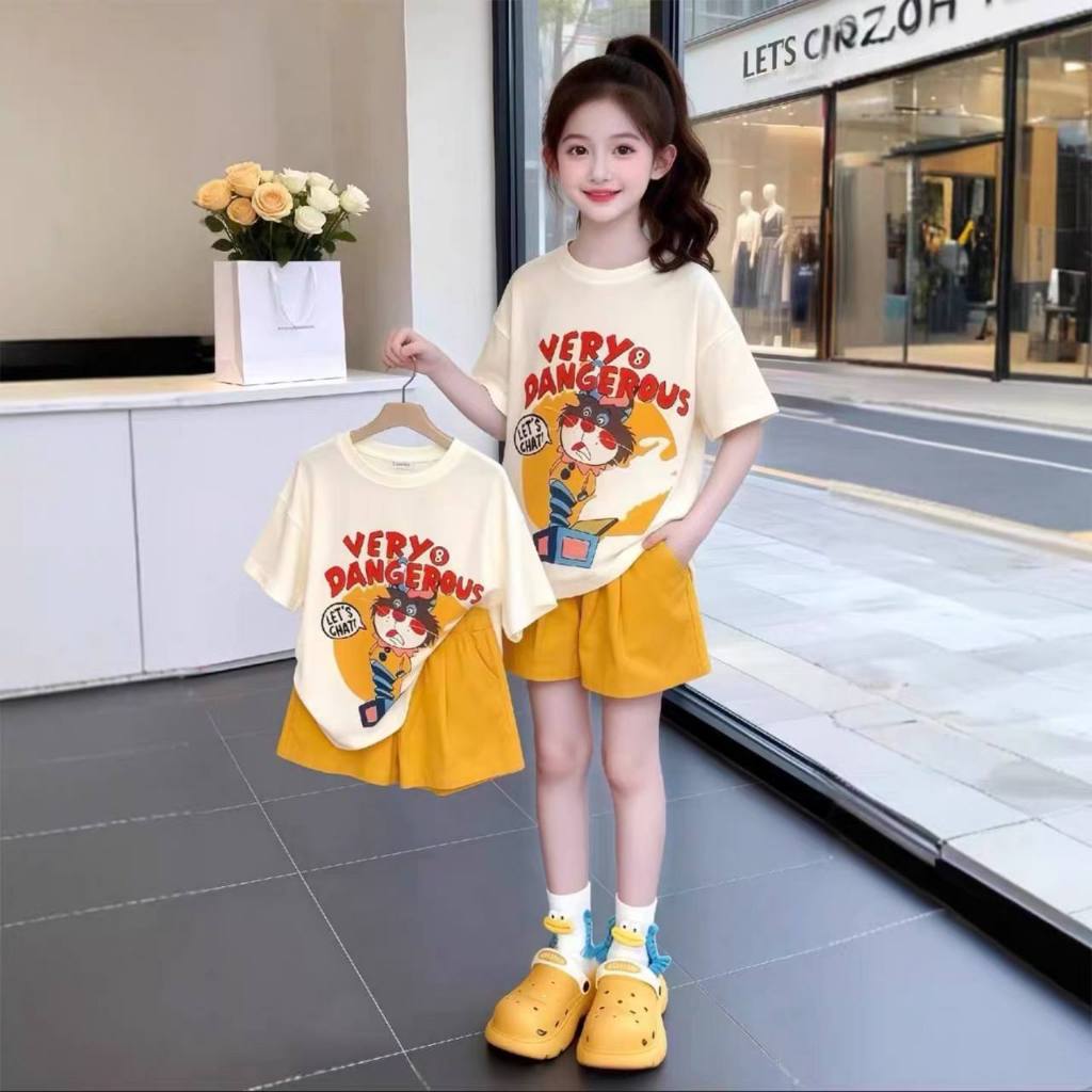 Áo cotton in mèo vàng, Quần sooc kaki bộ mèo vàng cho bé gái size đại BEESHOP H26025A, H26025Q