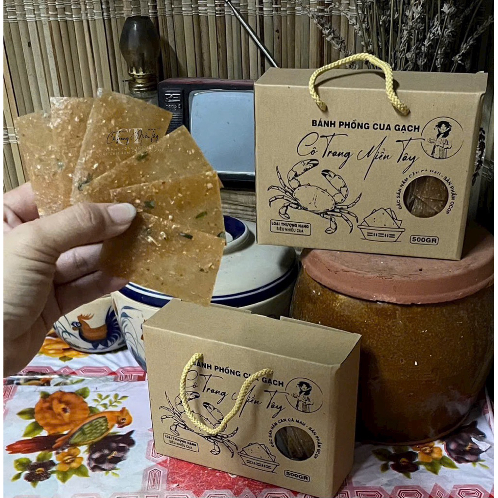 Bánh Phồng Cua Gạch Siêu Nhiều Cua Đặc Sản Năm Căn-Cà Mau Cô Trang Miền Tây (Hộp Vai Sách 500gram)