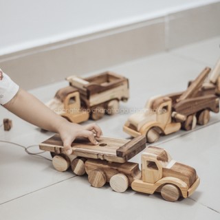 Xe Đầu Kéo Gỗ Cao Cấp – Đồ Chơi Công Trình Giáo Dục Sớm An Toàn Cho Bé Chàng Trai Gỗ
