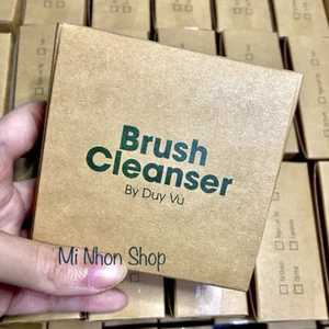 Xà phòng giặt cọ sạch đỉnh nhất đó giờ được rất nhiều makeup artist tin dùng.