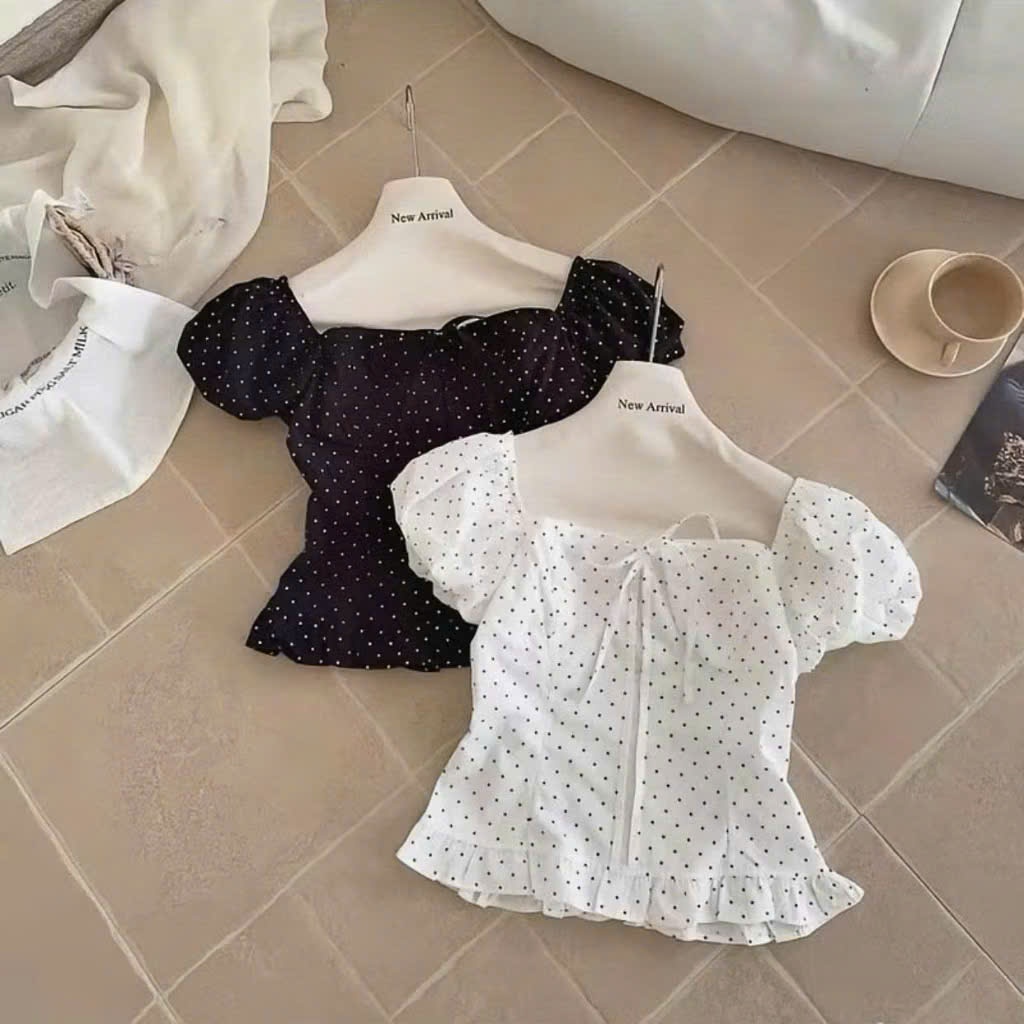 Áo Croptop Nữ Cổ Vuông Tay Bồng Chấm Bi Style Tiểu Thư Hàn Quốc Dễ Phối Đồ Mặc Đi Chơi Đi Biển1351 Joolate