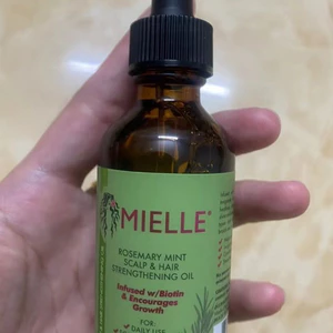 Mielle Rosemary Mint 59ml chính hãng chất lượng cao, dưỡng tóc từ gốc đến ngọn, làm tóc khỏe đẹp mỗi ngày