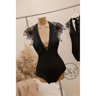 Bikini 1 Mảnh Xếp Ly Viền Ren Vai
