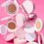 Phấn nước nâng tone ESSENCE Brighten Up cushion foundation