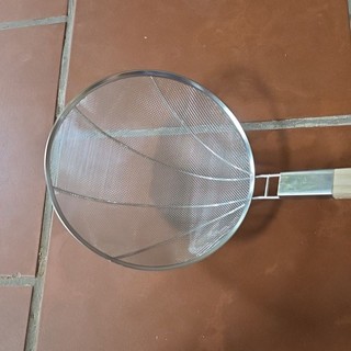 vợt mỳ vợt bún phở cán gỗ dạng lưới inox