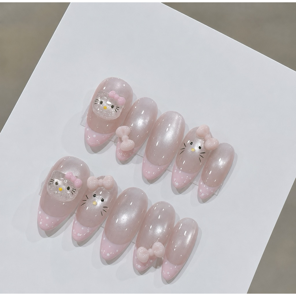 nail box xinh ( kèm keo và dũa )