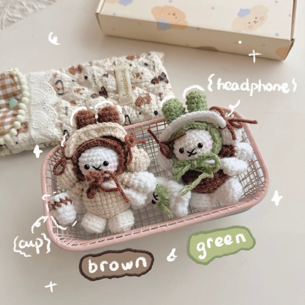 Móc Khoá Len Nhung Thỏ Miffy Mang Yếm Đeo Tai Nghe Headphone Quà Tặng Handmade Dễ Thương