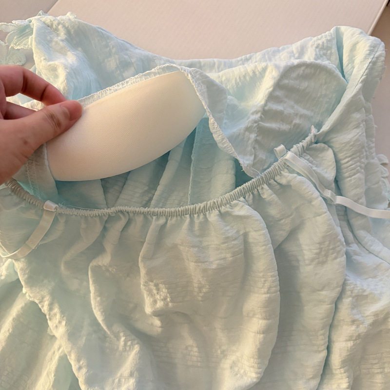 Bộ Đồ Ngủ Nữ 2 Dây Hoa Thêu Lụa Mềm Mát | Pijama Dáng Rộng Kèm Quần Short Lưng Thun Dễ Thương Màu Xanh & Kem./074