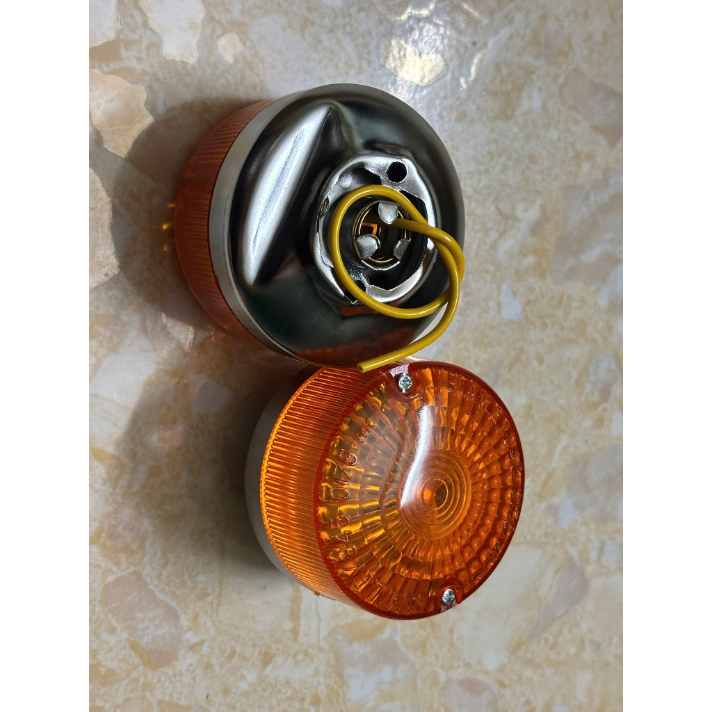 Cặp đèn xi nhan cub 81 trước + sau ( sắt xi )- hàng đẹp