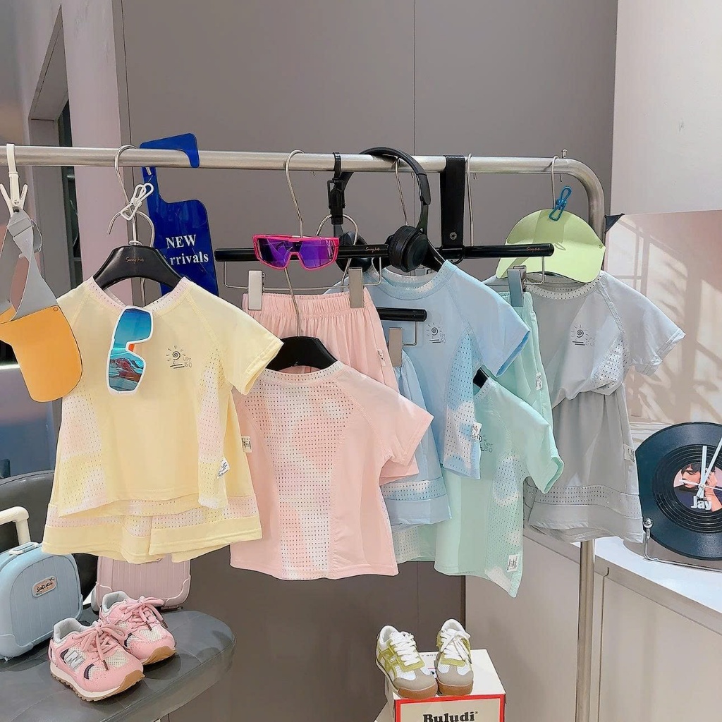 (HÀNG QCCC) Bộ hè cộc tay thông hơi QC phong cách thể thao , chất vải cotton lạnh mềm mát , co dãn cho bé  mặc nhà , đi
