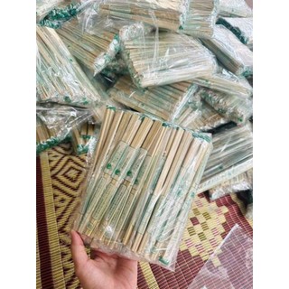Bịch 100 đôi đũa tách Nhật Bản loại 20cm không tăm