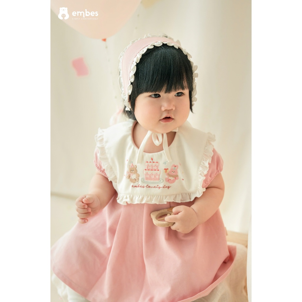 𝐁𝑨𝐁𝐘 𝐅𝐈𝐑𝐒𝐓 𝐁-𝐃𝐀𝐘 | Váy Baby Phối Cổ Yếm Thêu Họa Tiết Sinh Nhật Kèm Băng Đô Cho Bé Gái 1 Tuổi