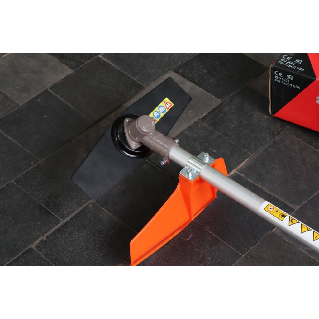 Máy cắt cỏ Oshima CX330 Tiết Kiệm 15% Nhiên Liệu, Cam-xám, Cần chết, 2 Thì 32.6cc 900W, BH 12 tháng
