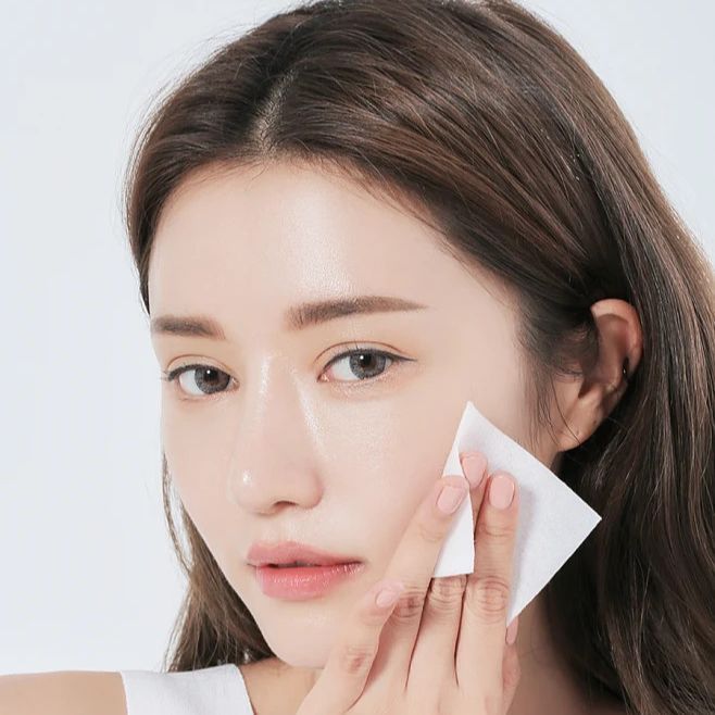 Dầu Tẩy Trang Dịu Nhẹ Làn Da Hương Sakura Bản Giới Hạn Kosé Softymo Speedy Cleansing Oil (240g)
