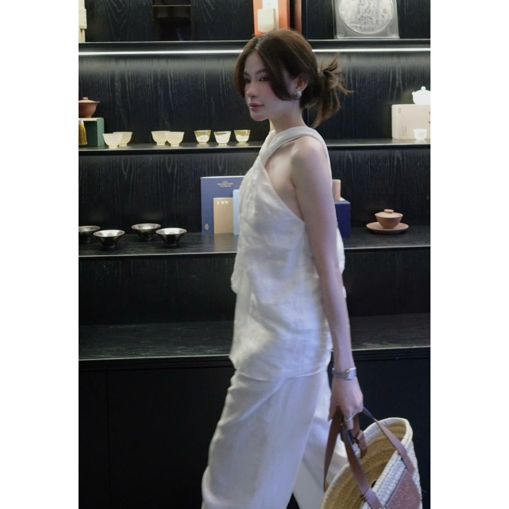 𝗟𝘂𝗻𝗮 𝗟𝗶𝗻𝗲𝗻- Áo Linen cổ yếm