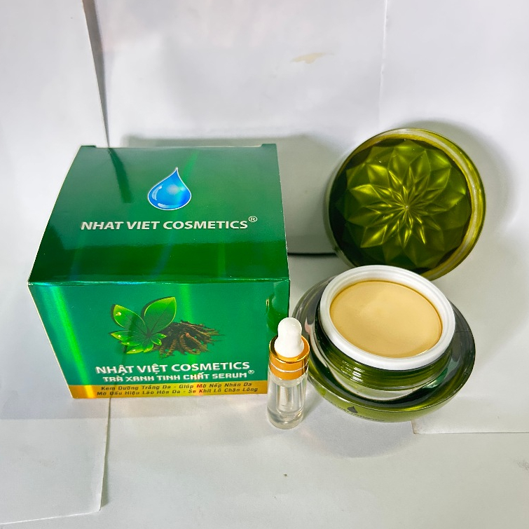 Kem Nhật Việt Trà Xanh Đông Trùng Hạ Thảo Dưỡng Trắng Da Mặt Mờ Nếp Nhăn Cấp Ẩm 20g (Xanh)