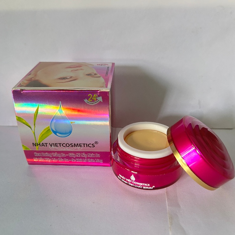 Kem Dưỡng Sáng Da Mặt Tinh Chất Serum Nhật Việt Trà Xanh Hỗ Trợ Mờ Dấu Hiệu Lão Hóa (Tím Bạc)