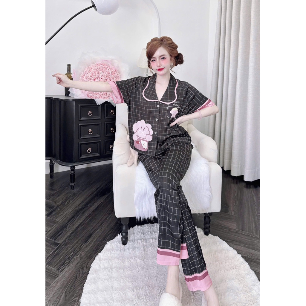 [ Size40-60kg TNQD270624 ]Đồ nữ mặc nhà áo tay ngắn quần dài form croptop phối hoạ tiết đáng yêu chất lụa latin