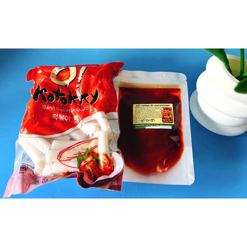 Bánh gạo Toppokki  kèm sốt, bột phô mai ,gia vị tuỳ chọn,....
