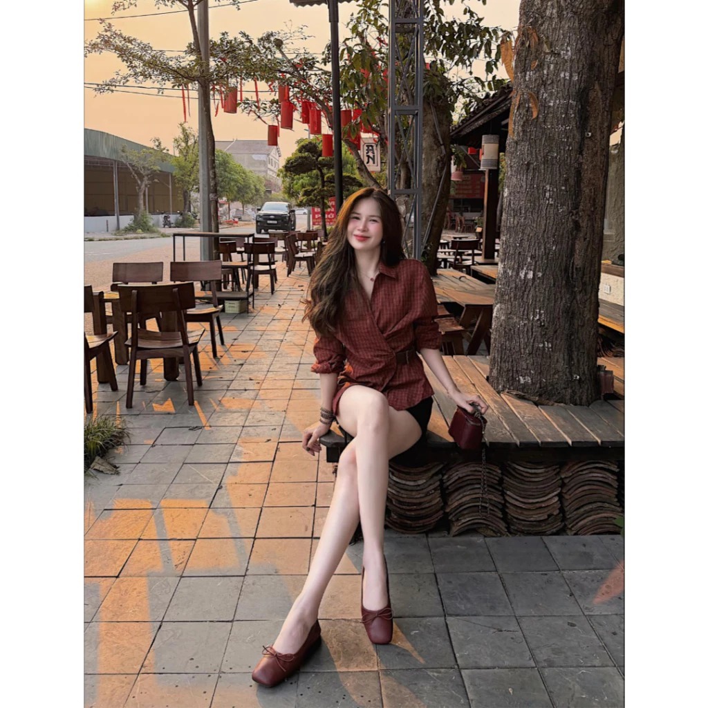 Áo sơ mi nữ kẻ caro đắp chéo vạt kèm thắt lưng phong cách Hàn Quốc áo sơ mi kiểu cổ V tay dài HCOM27211