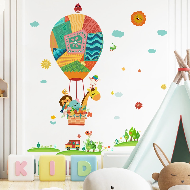 Decal Dán Tường Động Vật Bay Khinh Khí Cầu Nhiều Màu Sắc Có Keo Sẵn 118x125cm - Trang Trí Phòng Ngủ