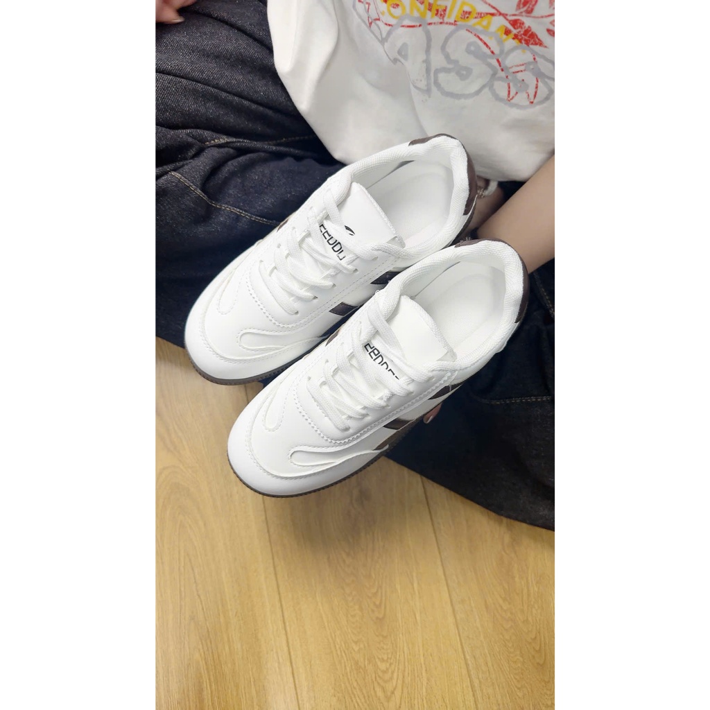 Giày Sneaker Nữ Cổ Điển Họa Tiết Sọc Đan Chéo - Giày Thể Thao Nữ Mũi Da Lộn Đế Gum Retro Đi Học Đi Chơi Bản Đẹp